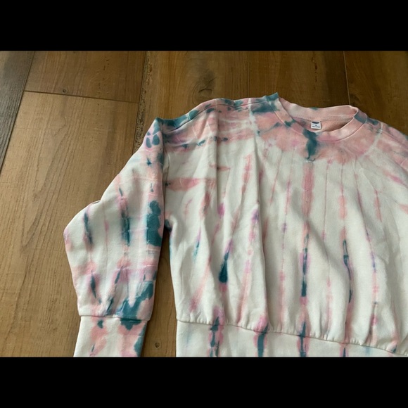 NWOT-Womens Old Navy athletic cropped sweatshirt-size Medium - Picture 4 of 5